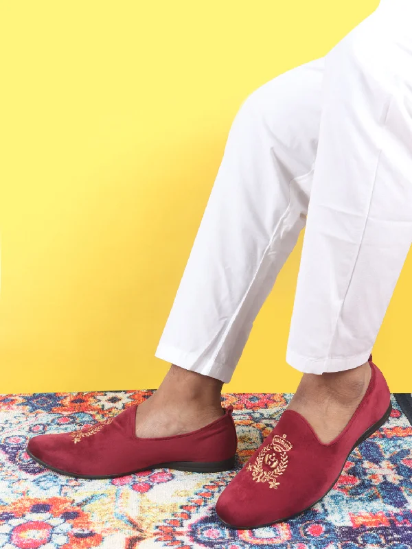 Men's casual shoes with a thick sole for added height Men Red Velvet Embroidery Design Party Casual Loafer Shoes Men's casual shoes with a thick sole for added height Men Red Velvet Embroidery Design Party Casual Loafer Shoes