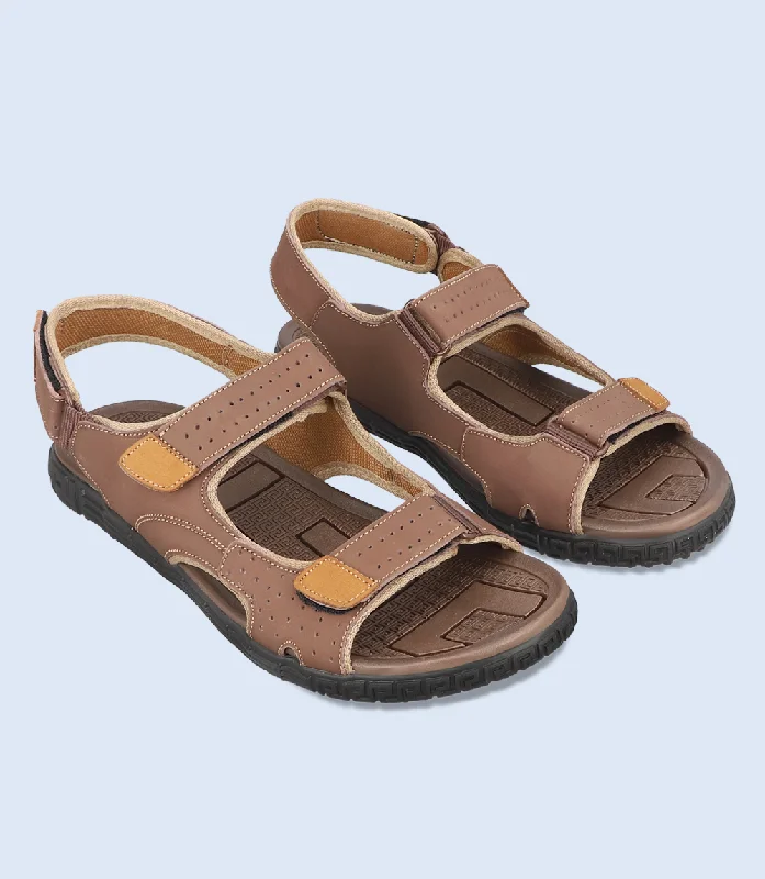 Men's sandals with a toe post design Men's sandals with a toe post design BM5522-BROWN-Men Sandal Men's sandals with a toe post design Men's sandals with a toe post design BM5522-BROWN-Men Sandal
