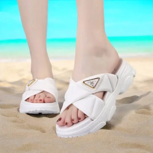 Men's slippers with a rubber sole for outdoor use Cross tanglina Slipper