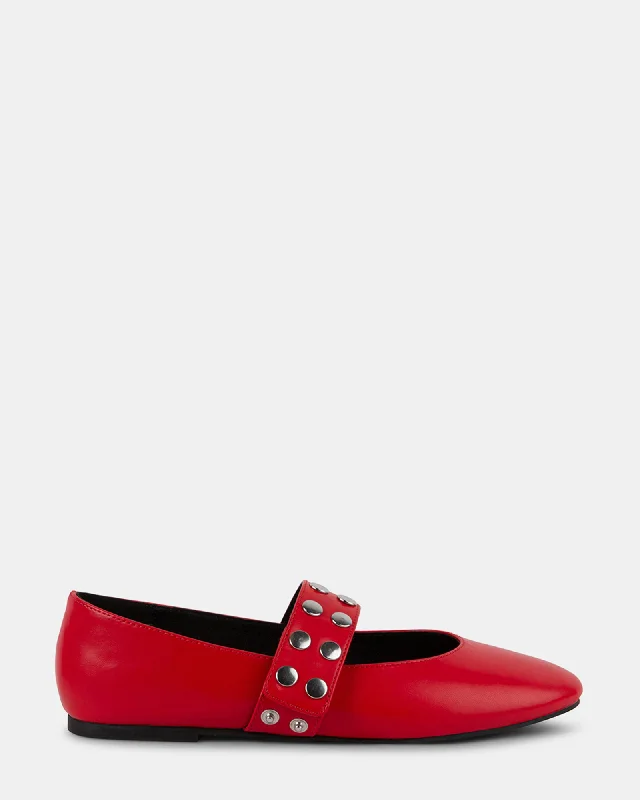 Men's loafers with a tassel front for a classic look Men's loafers with a tassel front for a classic look STRONG RED Men's loafers with a tassel front for a classic look Men's loafers with a tassel front for a classic look STRONG RED