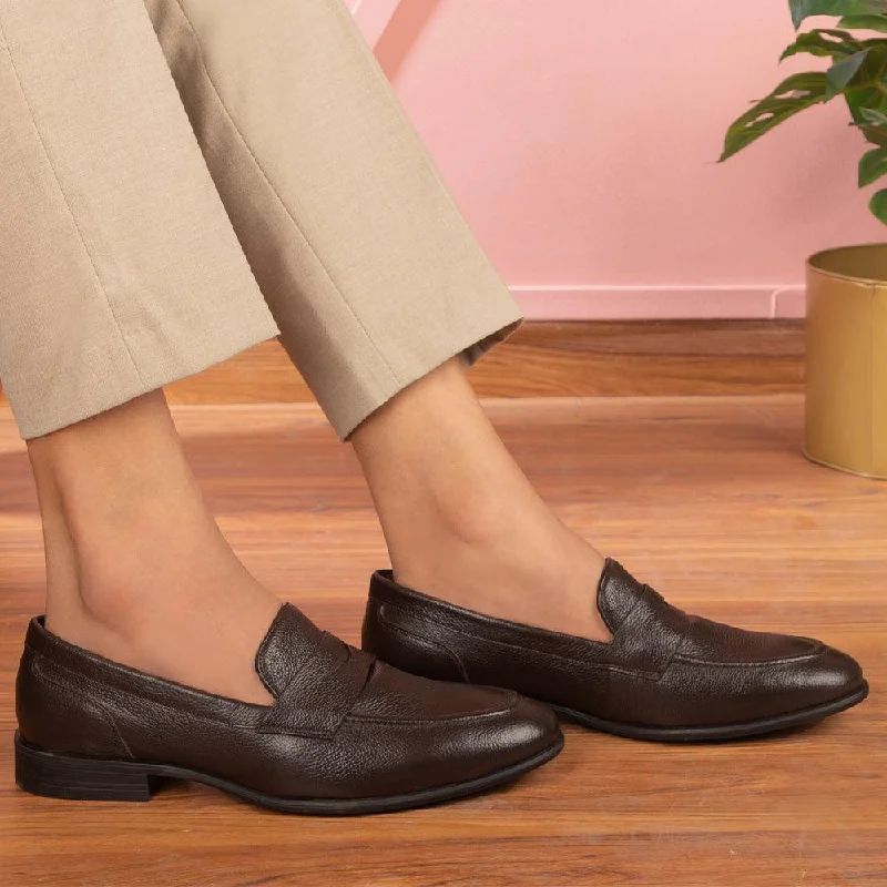 Men's loafers with a cushioned footbed Men's loafers with a cushioned footbed The Paris Brown Men's Leather Penny Loafers Tresmode Men's loafers with a cushioned footbed Men's loafers with a cushioned footbed The Paris Brown Men's Leather Penny Loafers Tresmode