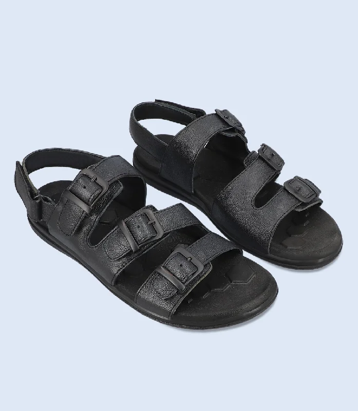 Men's sandals with a contrast stitching detail Men's sandals with a contrast stitching detail BM5900-BLACK-Men sandal Men's sandals with a contrast stitching detail Men's sandals with a contrast stitching detail BM5900-BLACK-Men sandal