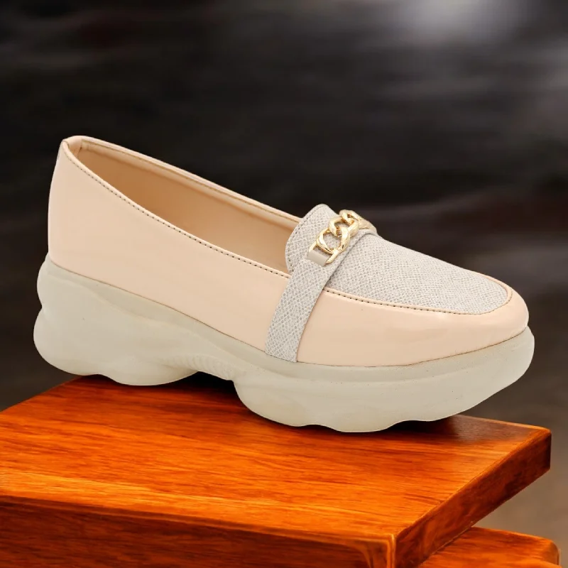 Men's slippers with a soft, flexible sole M0483 wedge pump