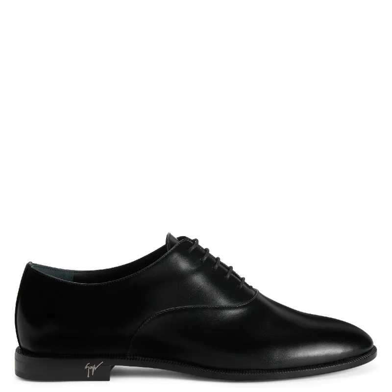 Men's loafers with a moc - toe design Men's loafers with a moc - toe design Giuseppe Zanotti Melithon Men's loafers with a moc - toe design Men's loafers with a moc - toe design Giuseppe Zanotti Melithon