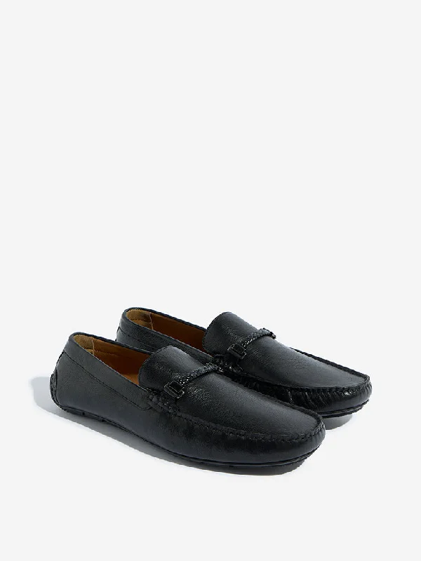 Men's casual shoes with a floral print for a unique style SOLEPLAY Black Leather Penny Loafers