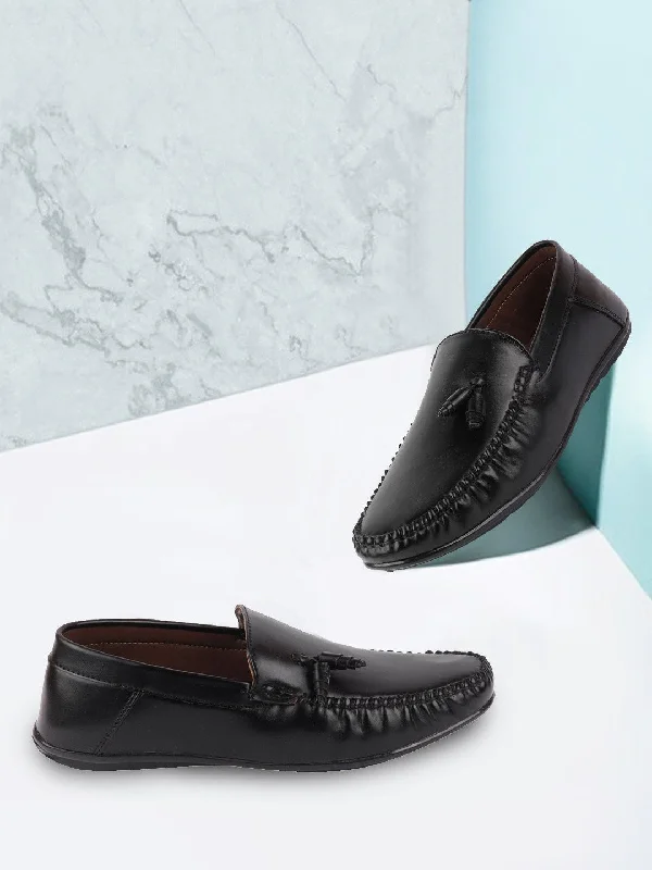 Men's casual sneakers with a mesh upper Men Black Casual Slip-On Loafers