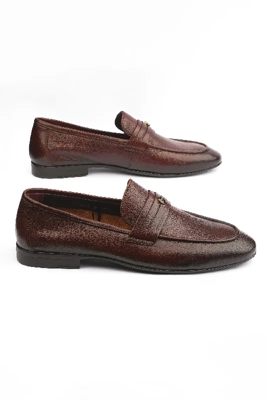 Men's loafers with a low - heeled design Men's loafers with a low - heeled design LOGO 11072 BRA Men's loafers with a low - heeled design Men's loafers with a low - heeled design LOGO 11072 BRA