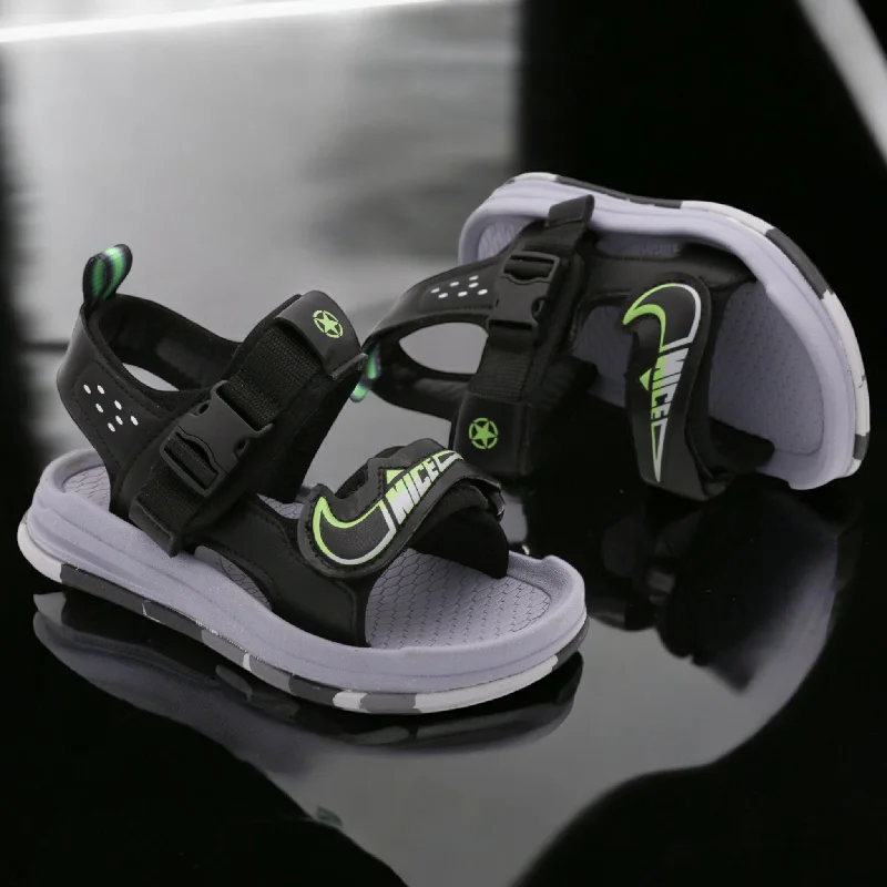Men's slippers with a pointed toe for a stylish appearance Tick8806 kids