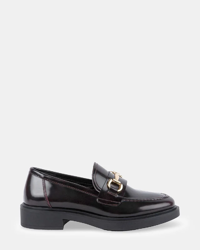 Men's loafers with a low - heeled design Men's loafers with a low - heeled design BRIGHT BURGUNDY Men's loafers with a low - heeled design Men's loafers with a low - heeled design BRIGHT BURGUNDY