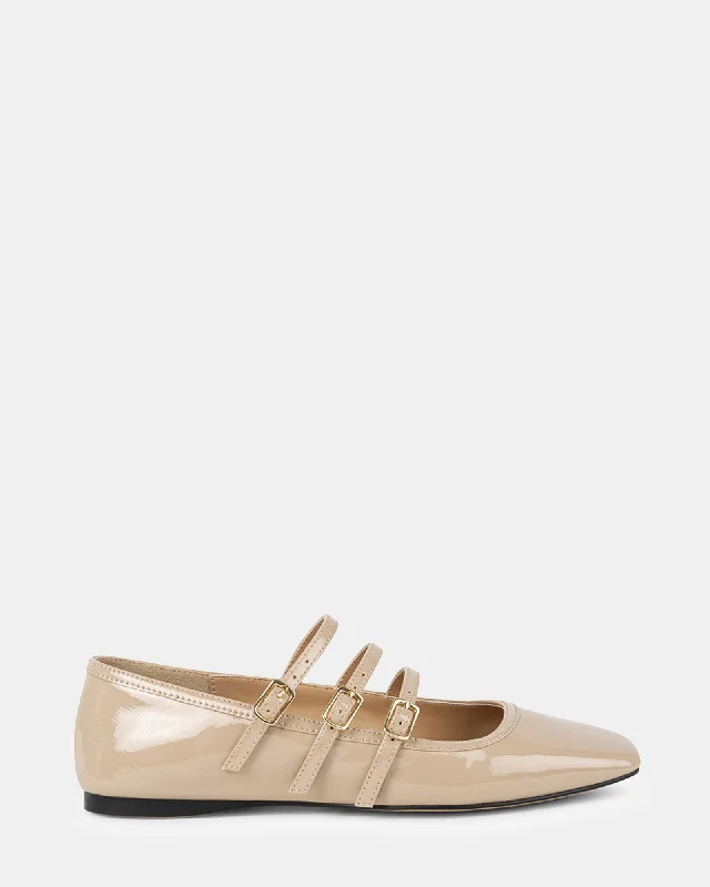 Men's loafers with a moc - toe design Men's loafers with a moc - toe design STOIC NATURAL PATENT Men's loafers with a moc - toe design Men's loafers with a moc - toe design STOIC NATURAL PATENT