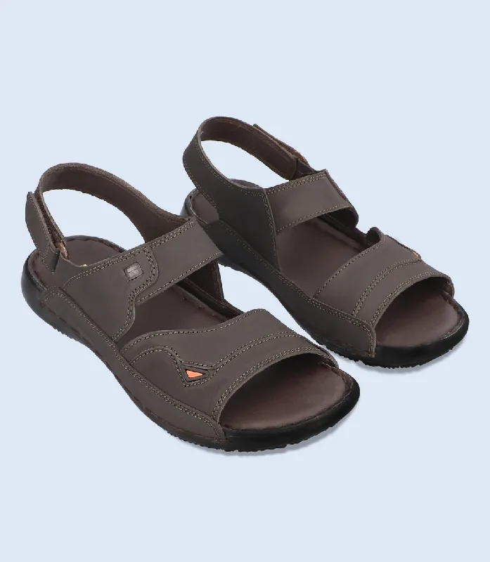Men's sandals with a pointed toe for a stylish look Men's sandals with a pointed toe for a stylish look BM5657-ESPRESSO-Men Sandal Men's sandals with a pointed toe for a stylish look Men's sandals with a pointed toe for a stylish look BM5657-ESPRESSO-Men Sandal
