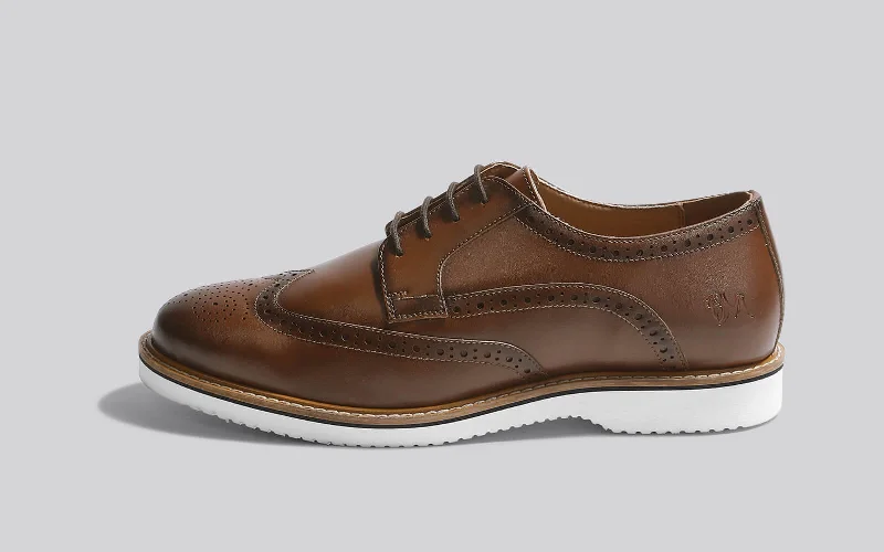 Men's loafers with a cushioned footbed Men's loafers with a cushioned footbed Luxe Brogues : Tan Men's loafers with a cushioned footbed Men's loafers with a cushioned footbed Luxe Brogues : Tan