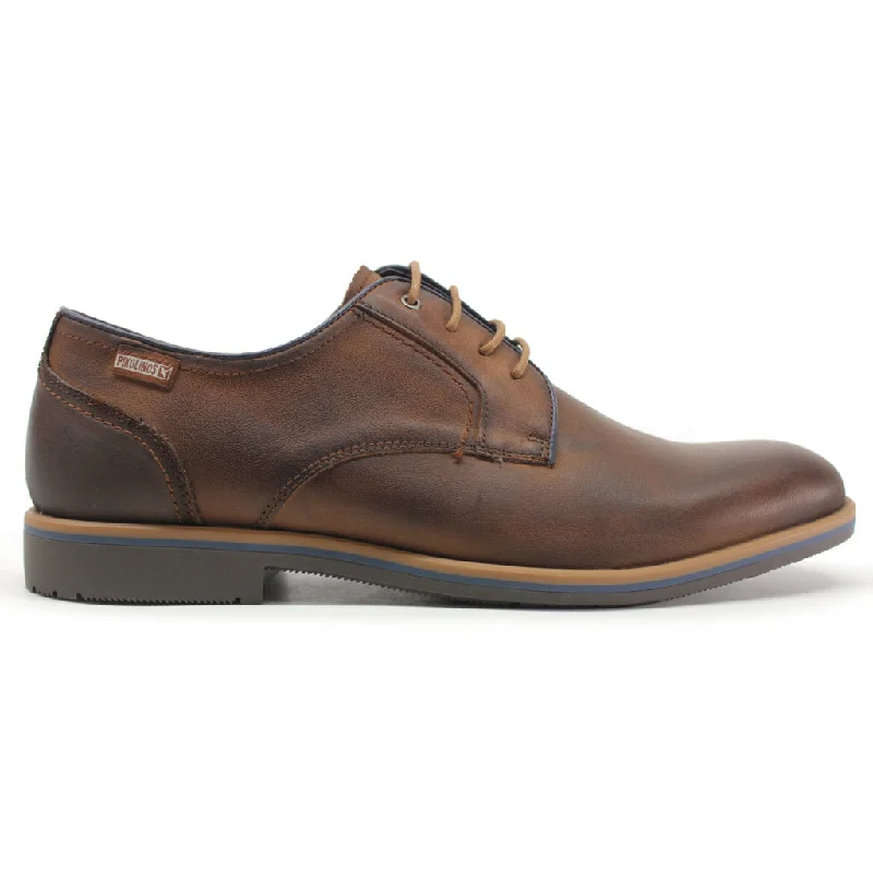 Men's casual shoes with a sporty look and feel Pikolinos Leon Calfskin Leather Men's Derby Shoes