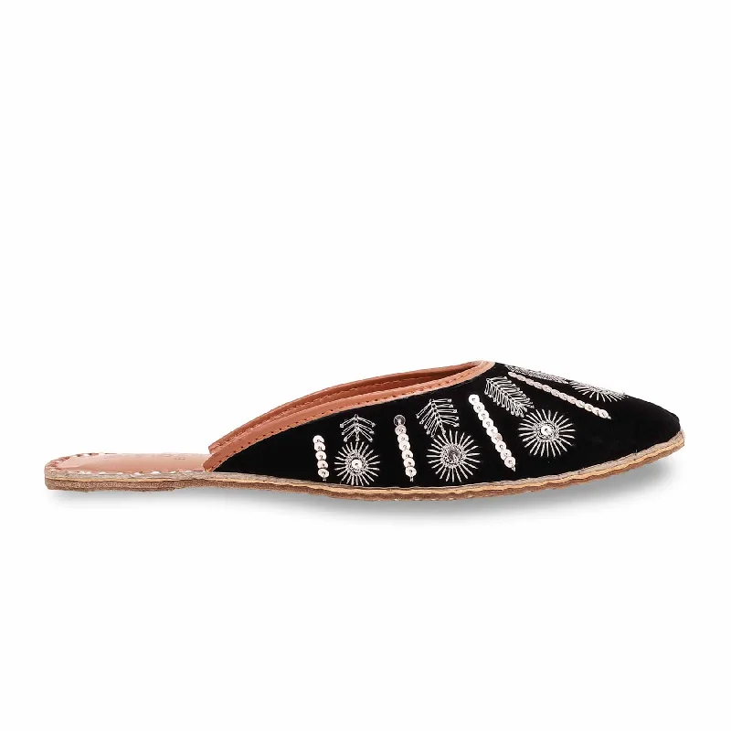 Men's plush slippers with a faux fur lining Black Back Open Khusa EC8494