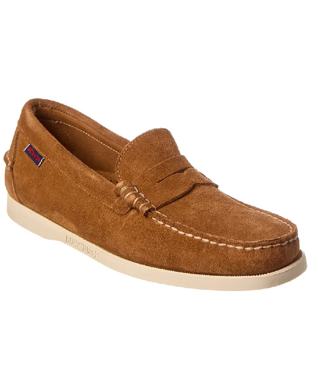 Men's loafers with a perforated leather upper for ventilation Men's loafers with a perforated leather upper for ventilation Sebago Dan Leather Boat Shoe