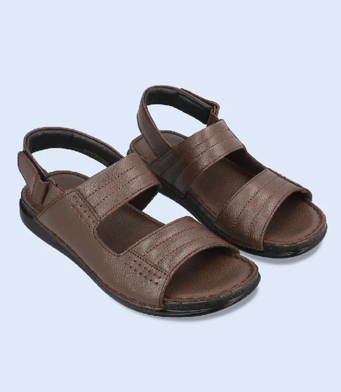 Men's sandals with a shock - absorbing insole Men's sandals with a shock - absorbing insole BM5602-ESPREESO-Men Sandal Men's sandals with a shock - absorbing insole Men's sandals with a shock - absorbing insole BM5602-ESPREESO-Men Sandal