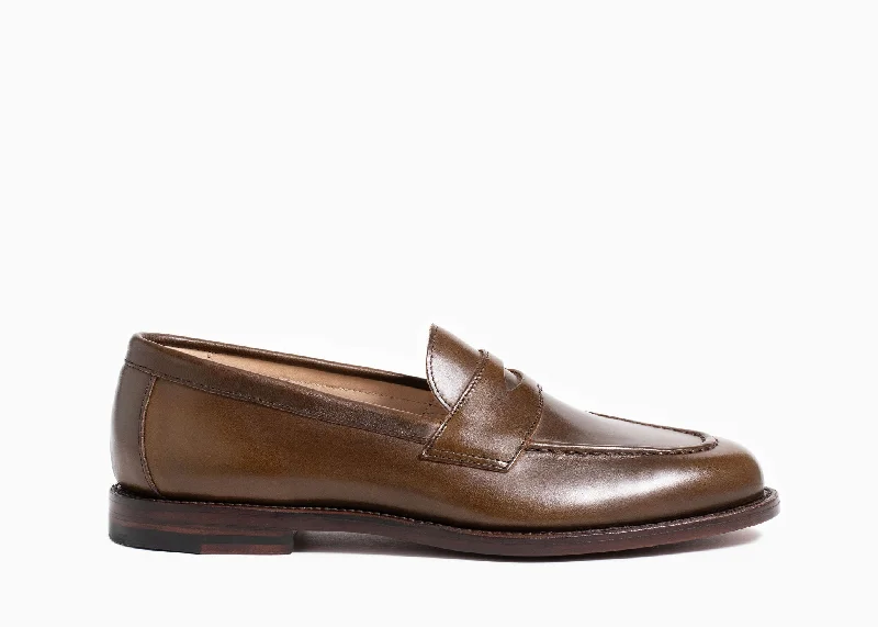 Men's loafers with a perforated leather upper for ventilation Men's loafers with a perforated leather upper for ventilation Traveler Penny Dark Olive Chromexcel Men's loafers with a perforated leather upper for ventilation Men's loafers with a perforated leather upper for ventilation Traveler Penny Dark Olive Chromexcel