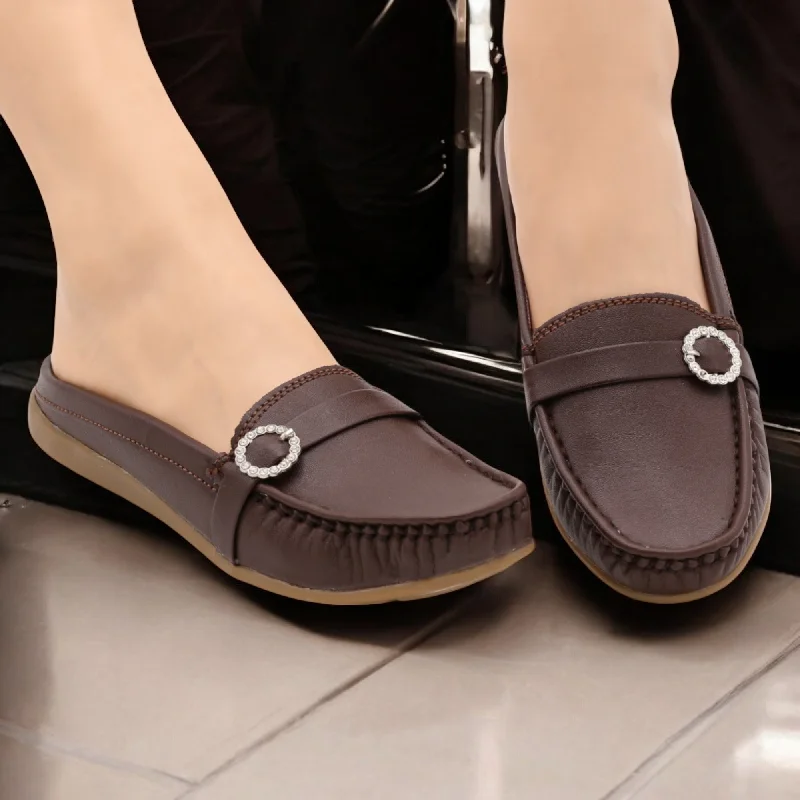 Men's slippers with a padded collar for comfort M0415 open back