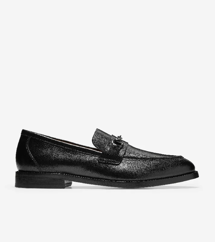 Men's loafers with a perforated leather upper for ventilation Men's loafers with a perforated leather upper for ventilation Cole Haan American Classic Kneeland Bit Loafer Men's loafers with a perforated leather upper for ventilation Men's loafers with a perforated leather upper for ventilation Cole Haan American Classic Kneeland Bit Loafer