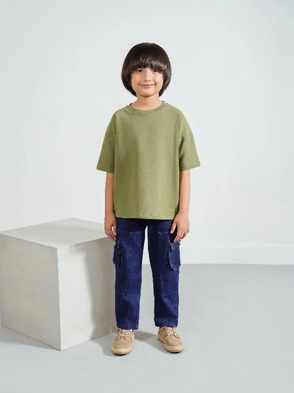 Men's sandals with a flexible sole for easy movement Men's sandals with a flexible sole for easy movement "AKEMI" Drop Shoulder Basic T-Shirt Men's sandals with a flexible sole for easy movement Men's sandals with a flexible sole for easy movement "AKEMI" Drop Shoulder Basic T-Shirt