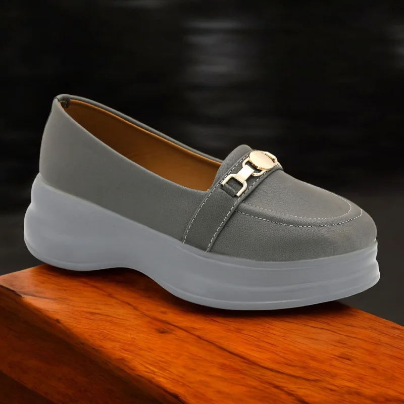 Leather men's slippers with a mule style M0485 wedge pump