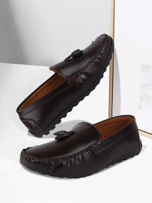 Men's casual shoes with a soft insole for cushioning Men Brown Casual Slip-On Loafers Men's casual shoes with a soft insole for cushioning Men Brown Casual Slip-On Loafers