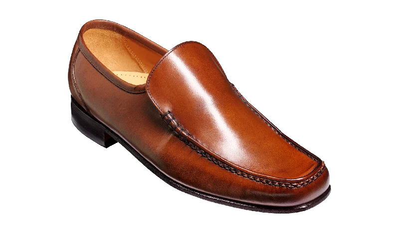 Men's loafers with a tassel front for a classic look Men's loafers with a tassel front for a classic look Javron - Brown Burnished Calf Men's loafers with a tassel front for a classic look Men's loafers with a tassel front for a classic look Javron - Brown Burnished Calf