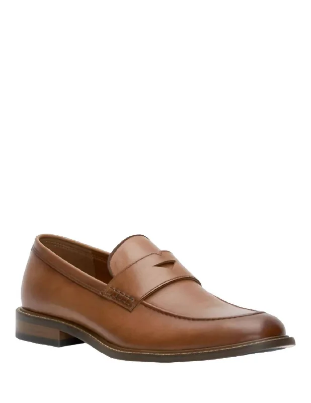 Men's leather loafers with a penny slot Men's leather loafers with a penny slot Lachlan Penny Loafer In Cognac Men's leather loafers with a penny slot Men's leather loafers with a penny slot Lachlan Penny Loafer In Cognac