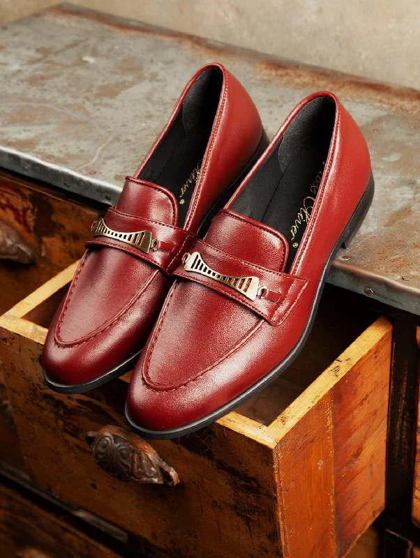 Men's loafers with a pointed toe for a stylish appearance Men's loafers with a pointed toe for a stylish appearance Bridge-Bit Cactus Leather Vegan Loafer | Burgundy Men's loafers with a pointed toe for a stylish appearance Men's loafers with a pointed toe for a stylish appearance Bridge-Bit Cactus Leather Vegan Loafer | Burgundy