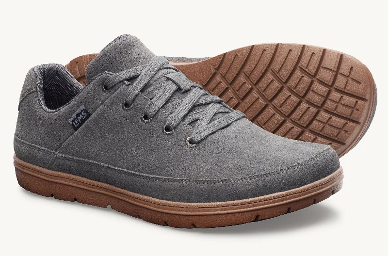 Men's casual shoes with a sporty look and feel Men's Chillum Suede