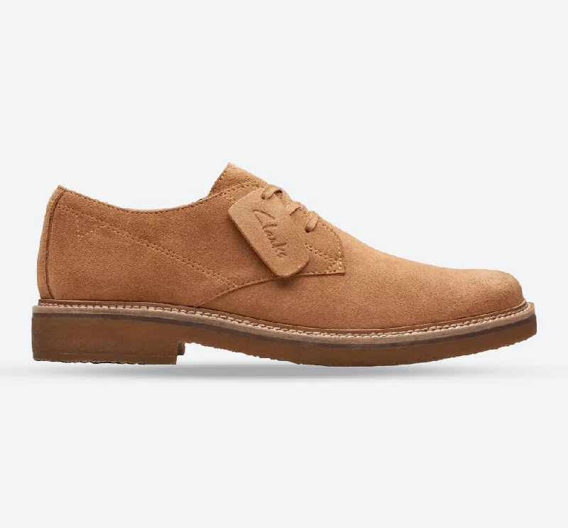 Men's casual shoes with a sporty look and feel Clarks Wide Fit Shoes Mens