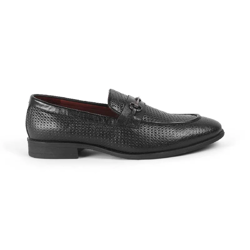 Men's loafers with a moc - toe design Men's loafers with a moc - toe design Tresmode Fetch Black Men's Textured Leather Loafers Men's loafers with a moc - toe design Men's loafers with a moc - toe design Tresmode Fetch Black Men's Textured Leather Loafers