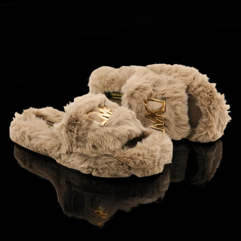 Men's slippers with a leather sole for a classic look Maglista fur slipper