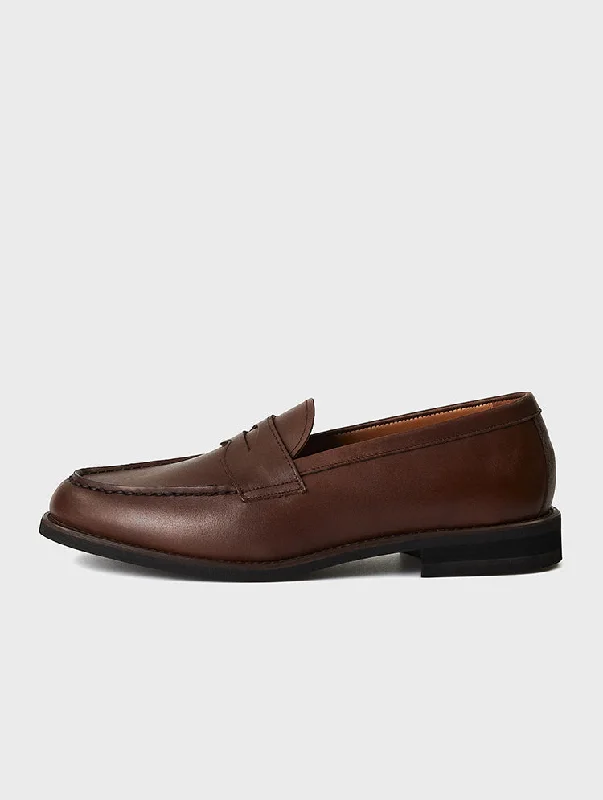 Men's loafers with a low - heeled design Men's loafers with a low - heeled design Ralph Brown Men's loafers with a low - heeled design Men's loafers with a low - heeled design Ralph Brown
