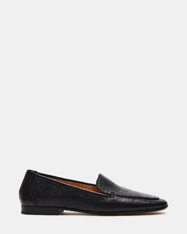 Men's loafers with a perforated leather upper for ventilation Men's loafers with a perforated leather upper for ventilation FITZ BLACK LEATHER Men's loafers with a perforated leather upper for ventilation Men's loafers with a perforated leather upper for ventilation FITZ BLACK LEATHER