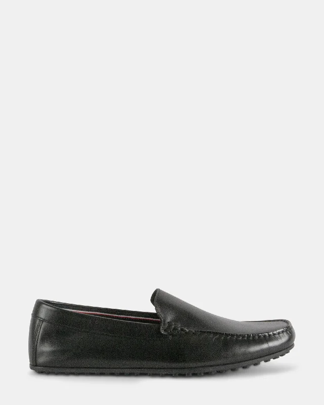 Men's leather loafers with a penny slot Men's leather loafers with a penny slot STENSON BLACK LEATHER Men's leather loafers with a penny slot Men's leather loafers with a penny slot STENSON BLACK LEATHER