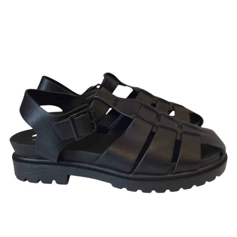 Men's sandals with a buckle closure Men's sandals with a buckle closure Sandals Flats By Soda In Black, Size:7 Men's sandals with a buckle closure Men's sandals with a buckle closure Sandals Flats By Soda In Black, Size:7