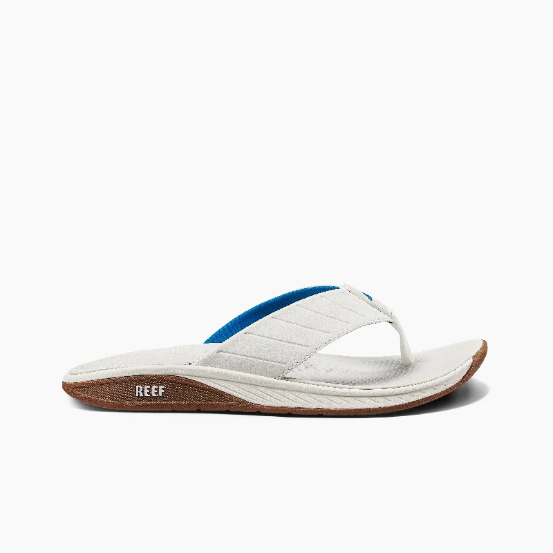 Men's sandals with a wide strap for support Men's sandals with a wide strap for support The Deckhand Men's sandals with a wide strap for support Men's sandals with a wide strap for support The Deckhand