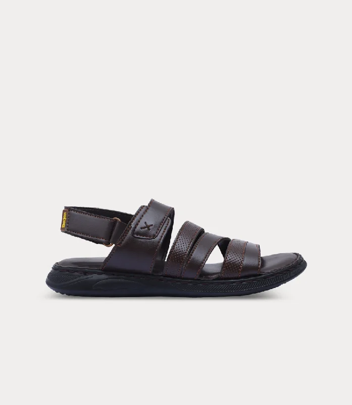 Men's sandals with a perforated leather upper for ventilation Men's sandals with a perforated leather upper for ventilation BM6873-ESPRESSO-Men Sandal Men's sandals with a perforated leather upper for ventilation Men's sandals with a perforated leather upper for ventilation BM6873-ESPRESSO-Men Sandal