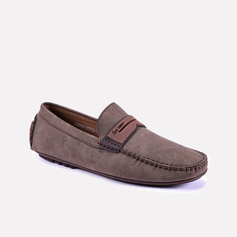 Men's loafers with a tassel front for a classic look Men's loafers with a tassel front for a classic look Benedict Brown Penny Loafers 0130824 Men's loafers with a tassel front for a classic look Men's loafers with a tassel front for a classic look Benedict Brown Penny Loafers 0130824