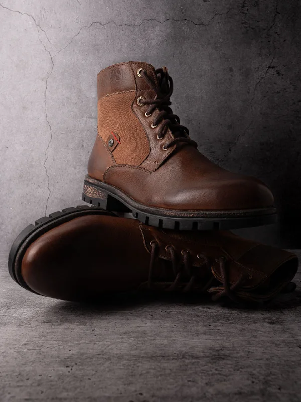 Men's casual shoes with a sporty look and feel Alberto Torresi Headon Series Devl550 Suede Distress & Pure Grain Leather Ankle Boots Men's casual shoes with a sporty look and feel Alberto Torresi Headon Series Devl550 Suede Distress & Pure Grain Leather Ankle Boots