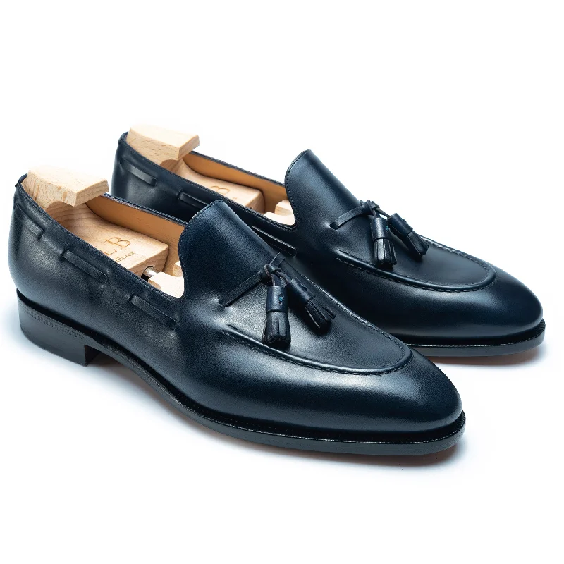 Men's loafers with a moc - toe design Men's loafers with a moc - toe design 144 ARTISTA