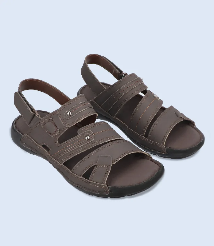 Men's sandals with a pointed toe for a stylish look Men's sandals with a pointed toe for a stylish look BM5961-ESPRESSO-Men Sandal Men's sandals with a pointed toe for a stylish look Men's sandals with a pointed toe for a stylish look BM5961-ESPRESSO-Men Sandal