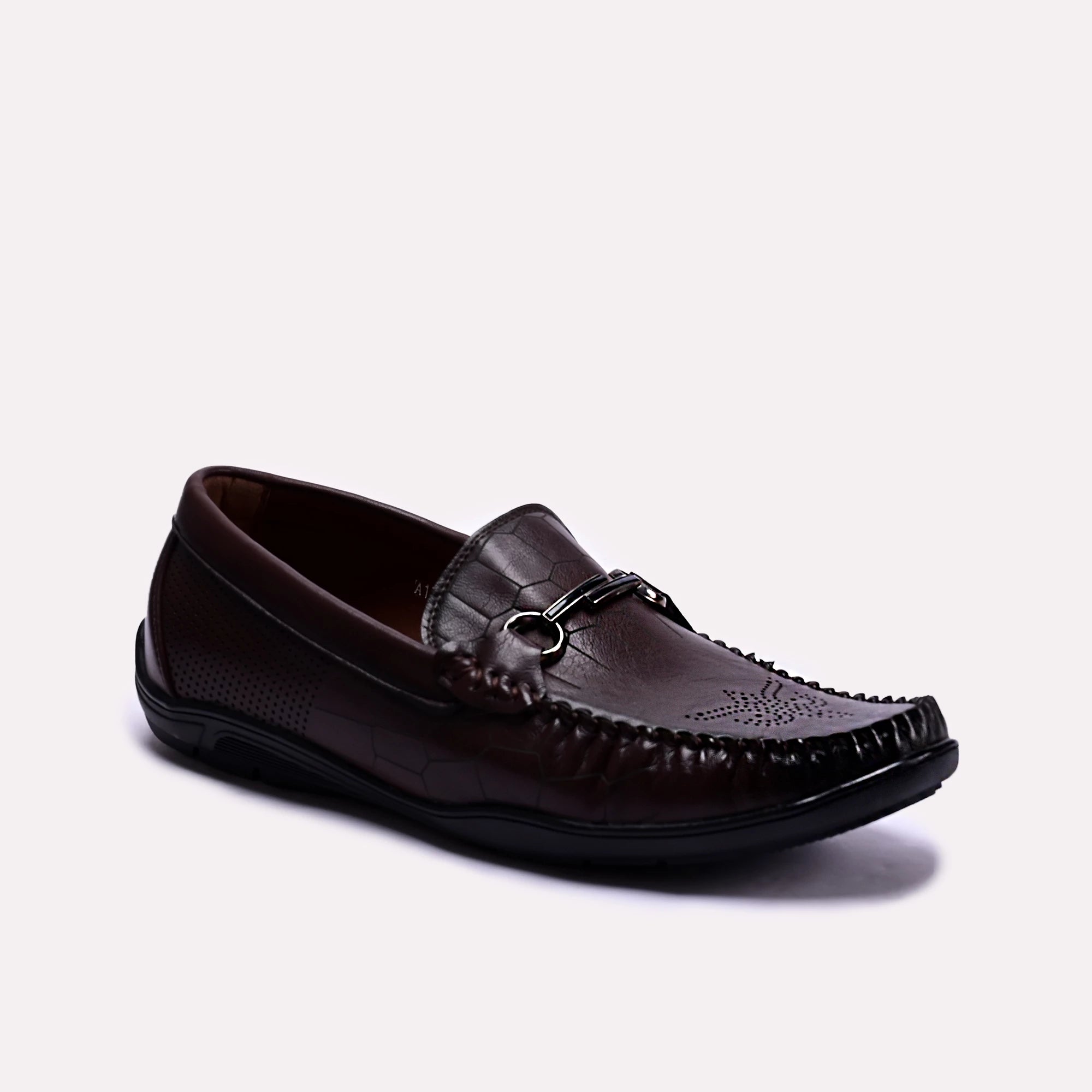 Men's loafers with a smooth leather finish Men's loafers with a smooth leather finish Cliff Brown Horsebit Loafers 0130706 Men's loafers with a smooth leather finish Men's loafers with a smooth leather finish Cliff Brown Horsebit Loafers 0130706