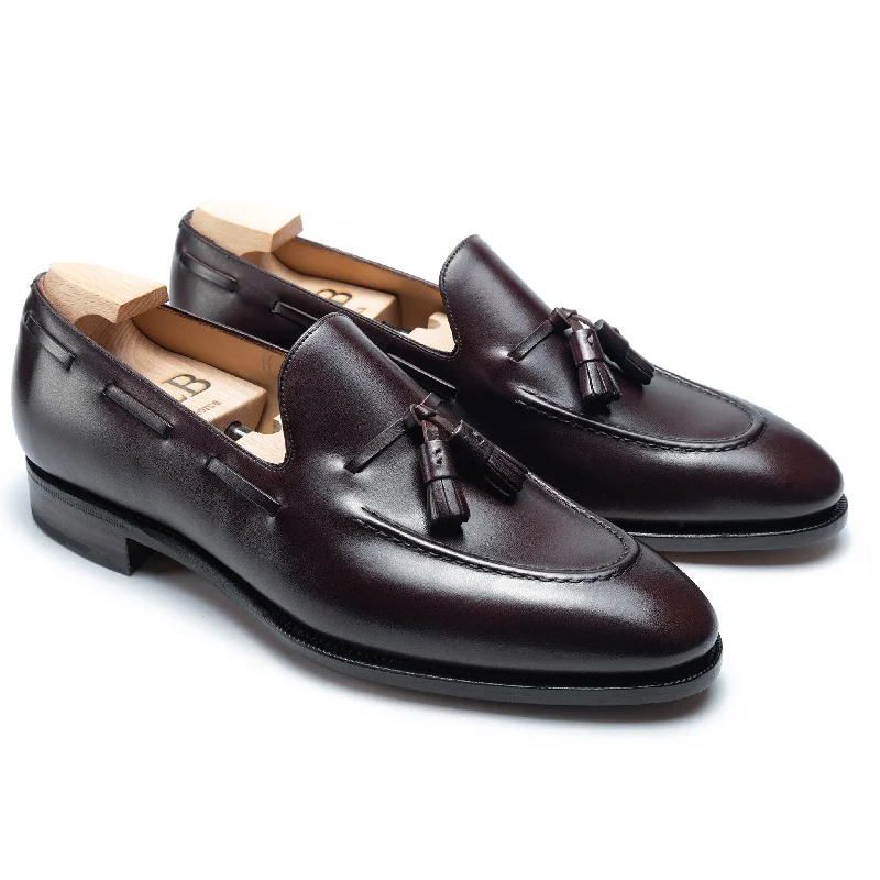 Men's loafers with a perforated leather upper for ventilation Men's loafers with a perforated leather upper for ventilation 144 ARTISTA Men's loafers with a perforated leather upper for ventilation Men's loafers with a perforated leather upper for ventilation 144 ARTISTA