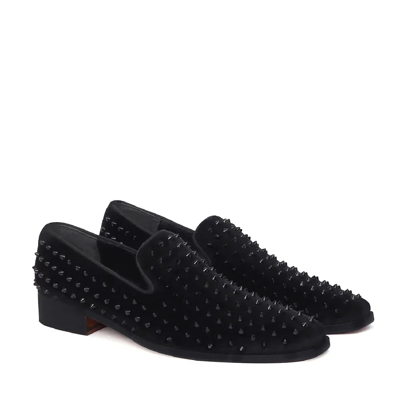 Men's loafers with a cushioned footbed Men's loafers with a cushioned footbed Black Studded Sleek Toe Italian Velvet Loafer For Men by Brune & Bareskin Men's loafers with a cushioned footbed Men's loafers with a cushioned footbed Black Studded Sleek Toe Italian Velvet Loafer For Men by Brune & Bareskin