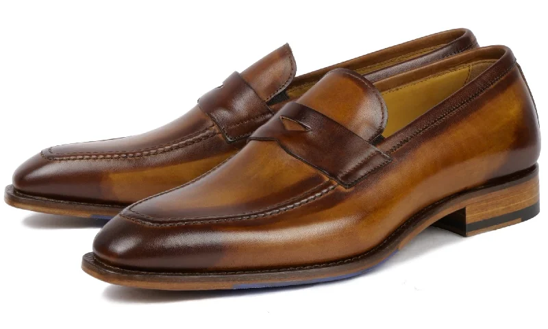 Men's loafers with a low - heeled design Men's loafers with a low - heeled design Hampton Penny Loafer Tan Men's loafers with a low - heeled design Men's loafers with a low - heeled design Hampton Penny Loafer Tan