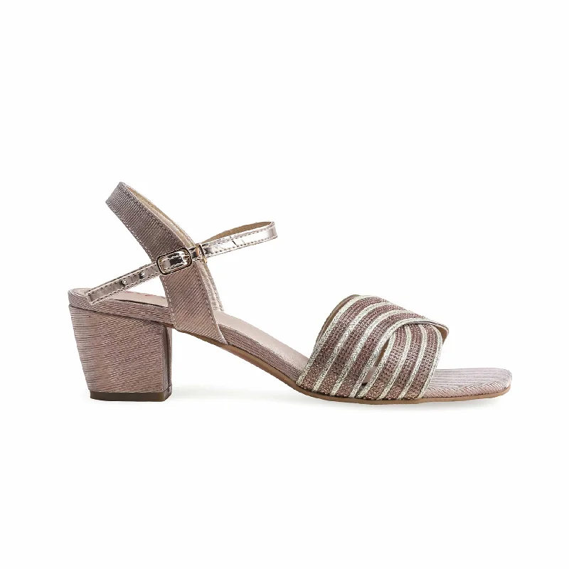 Men's sandals with a decorative buckle or charm Men's sandals with a decorative buckle or charm Golden Fancy Sandal FN6116 Men's sandals with a decorative buckle or charm Men's sandals with a decorative buckle or charm Golden Fancy Sandal FN6116