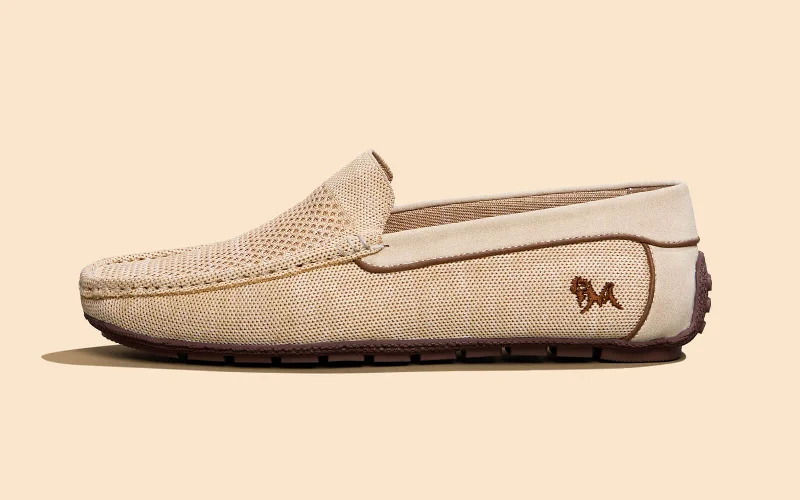 Men's loafers with a pointed toe for a stylish appearance Men's loafers with a pointed toe for a stylish appearance The Weave Loafers : Beige Men's loafers with a pointed toe for a stylish appearance Men's loafers with a pointed toe for a stylish appearance The Weave Loafers : Beige