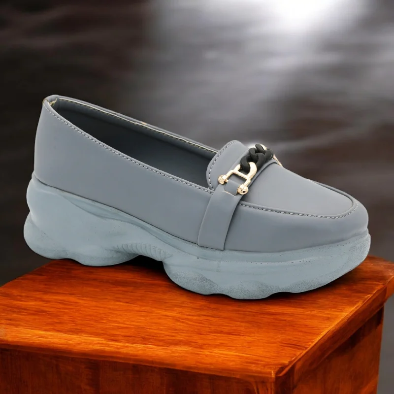 Men's slippers with a stretchy side panel for a better fit M0495 wedge pump